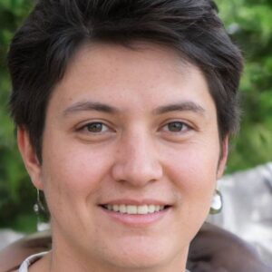 Αριάδνη Κωνσταντίνου - Συγγραφέας